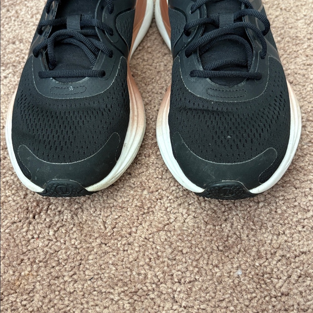 Lululemon Blissfeel Running Sneaker - Picture 4 of 5